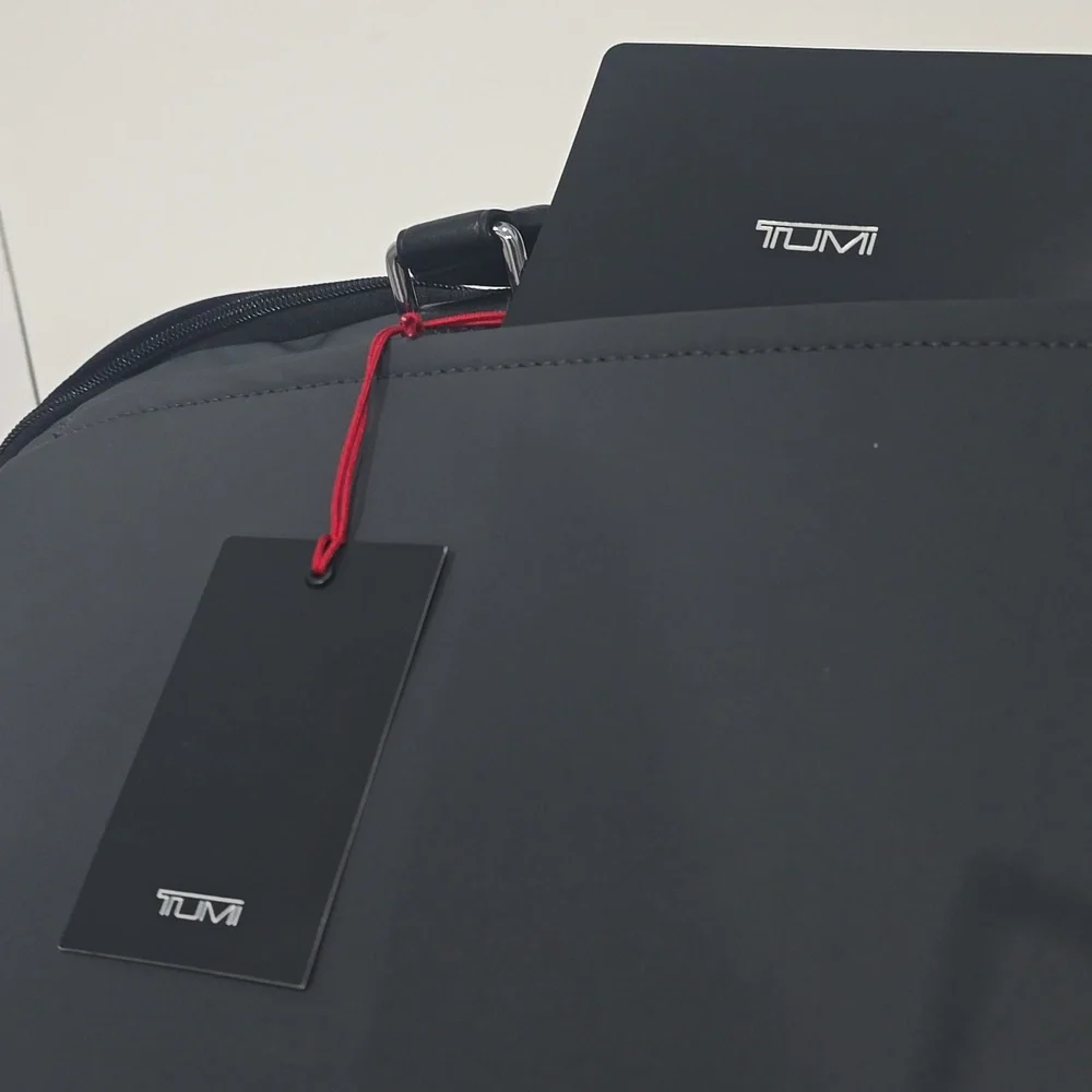 NWT ✅ TUMI OAKFIELD GREY LARGE LAPTOP BRIEFCASE GREY✨ BRAND NEW WITH TAGS